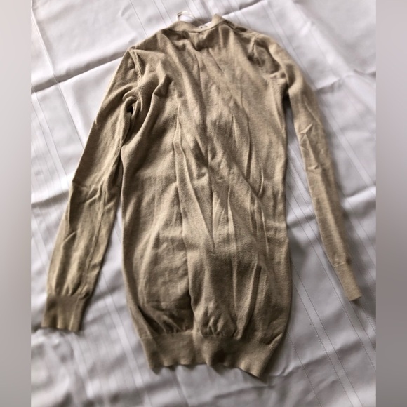 Long Oatmeal Coloured Cardigan with Funky Pockets - Picture 8 of 15